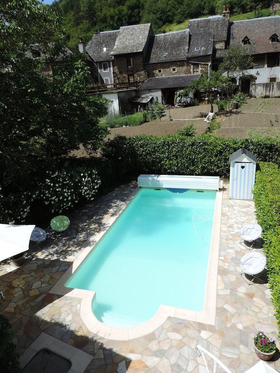 Auberge Saint Fleuret Estaing  Εξωτερικό φωτογραφία